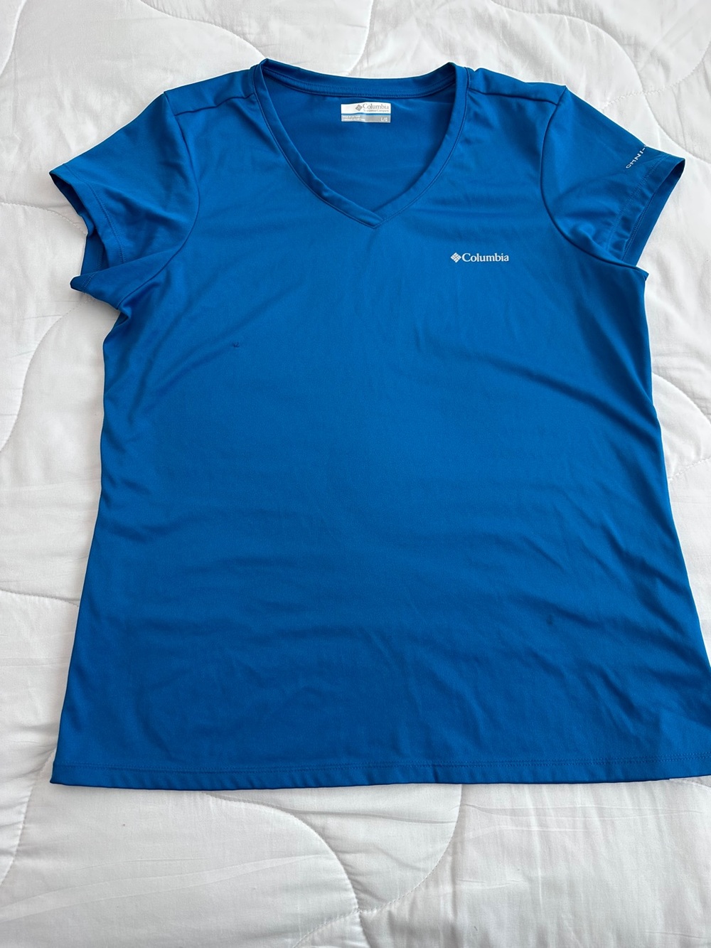 Columbia Women's Royal Blue V-Neck Short Sleeve Tee
